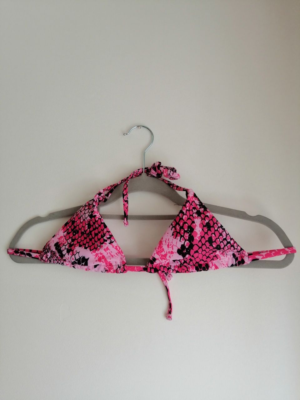 Bikini efeito cobra + camisola curta