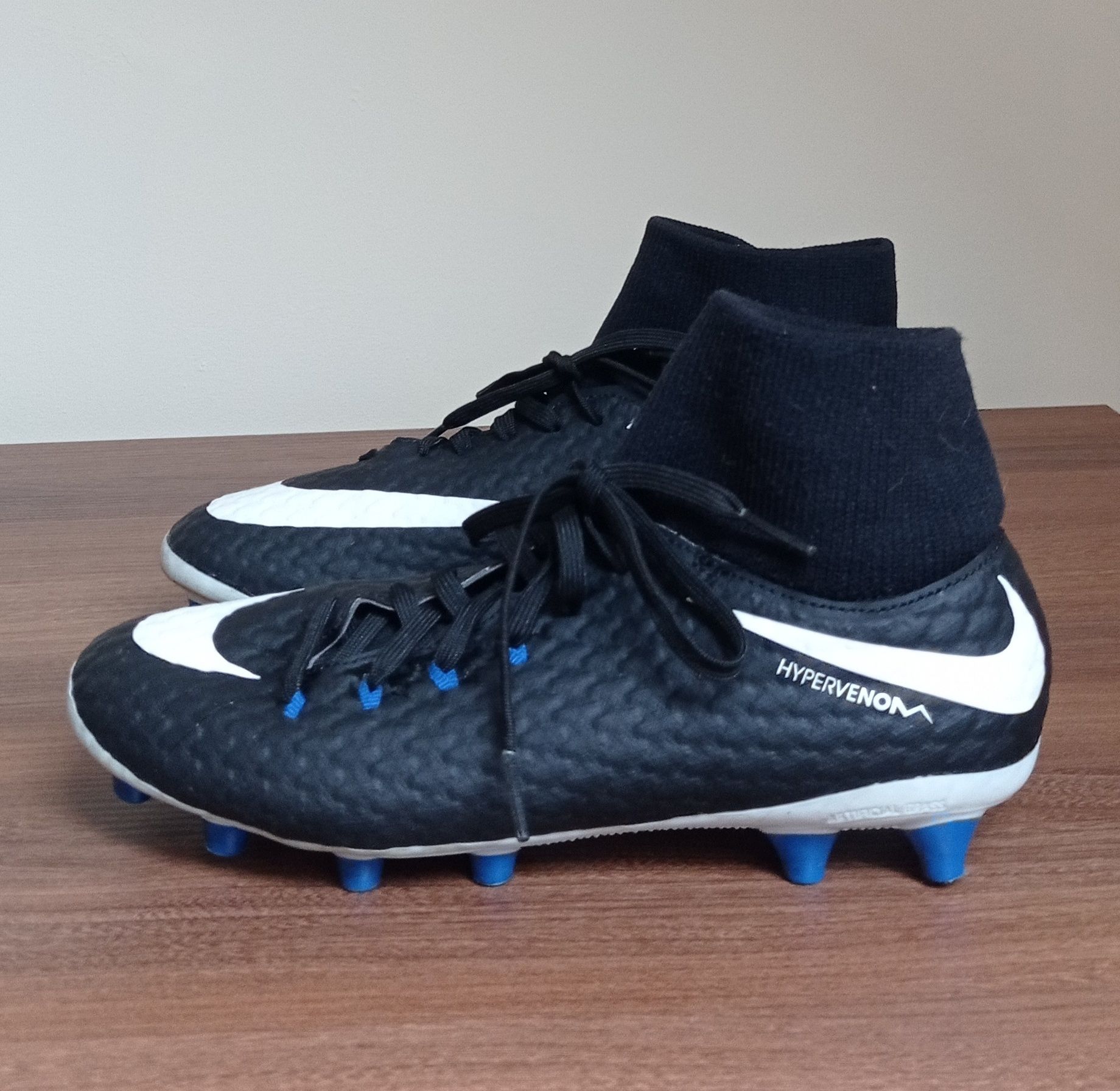 korki nike hypervenom-rozmiar 38.5