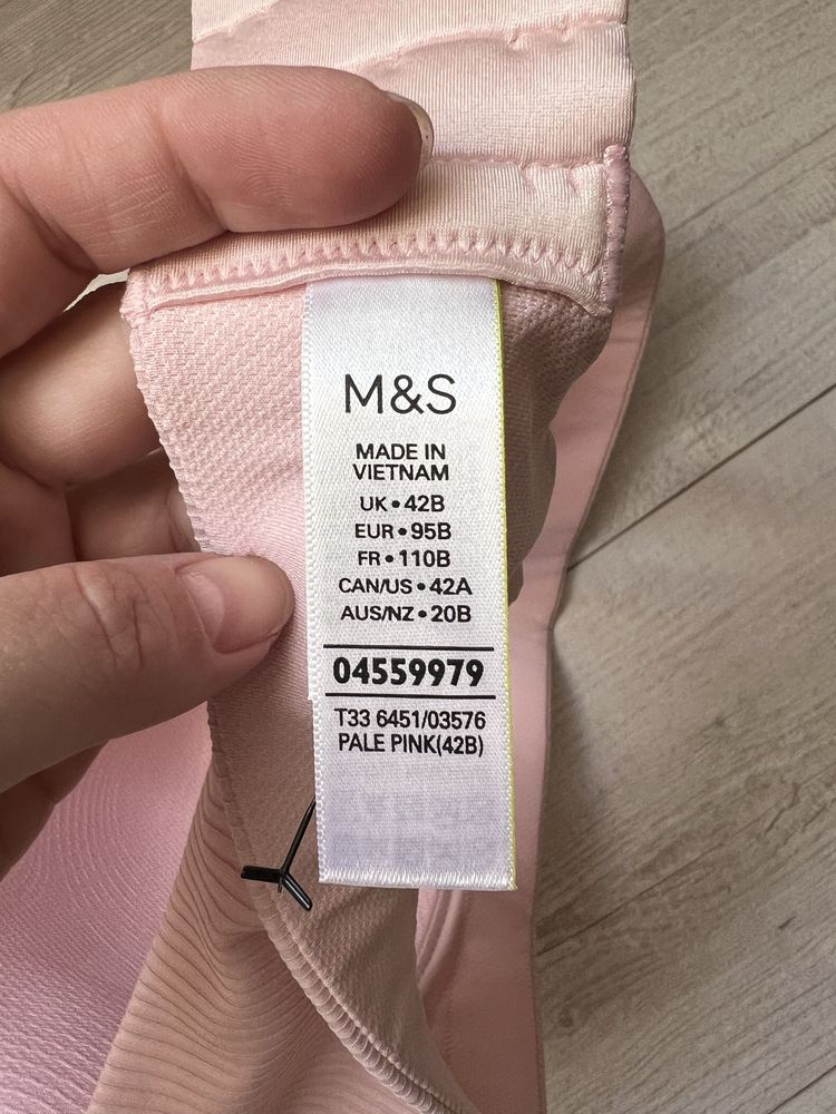 Спортивний бюст M&S розмір 95 B