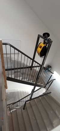 Konstrukcja do wciągarki do balustrad schodowych