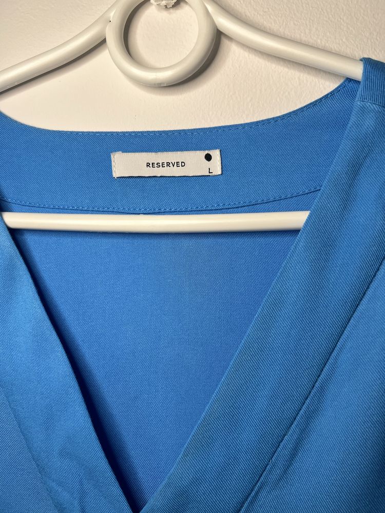 niebieska bluzka koszulowa wiskoza Reserved L