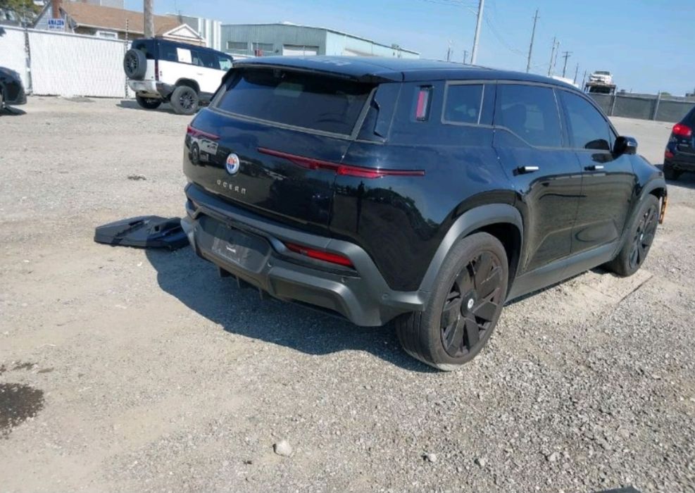 Продам FISKER OCEAN 2023p