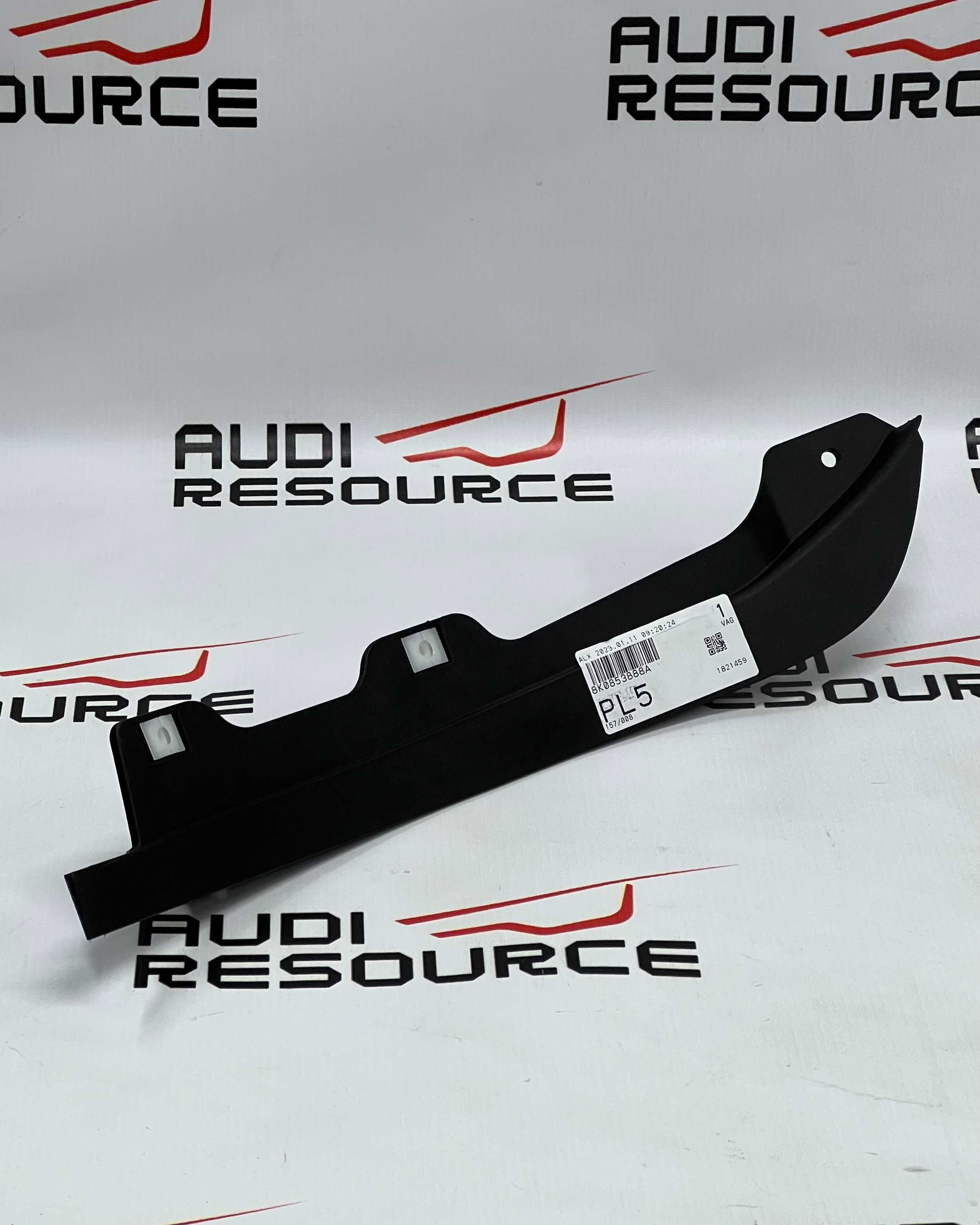 Спойлер язичок підкрилка бризговик Audi A4 B8 8K0853888A 8K0853887A