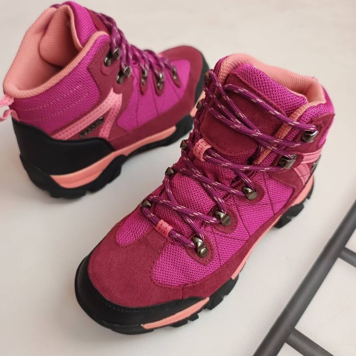 Оригінальні Mountain Warehouse в  стані нових р35