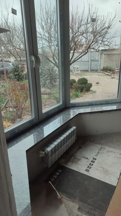 Гранітні Стільниці Стільниці з натурального каменю