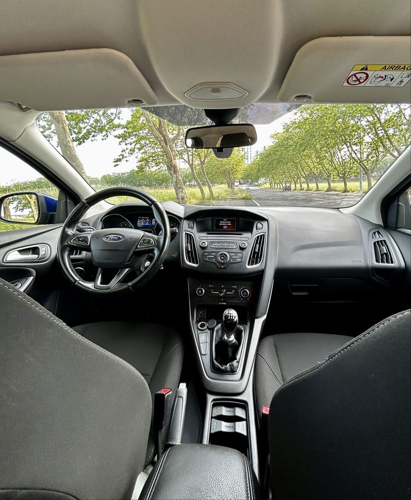 Ford Focus 1.0 EcoBoost 125cv - 130€/mês