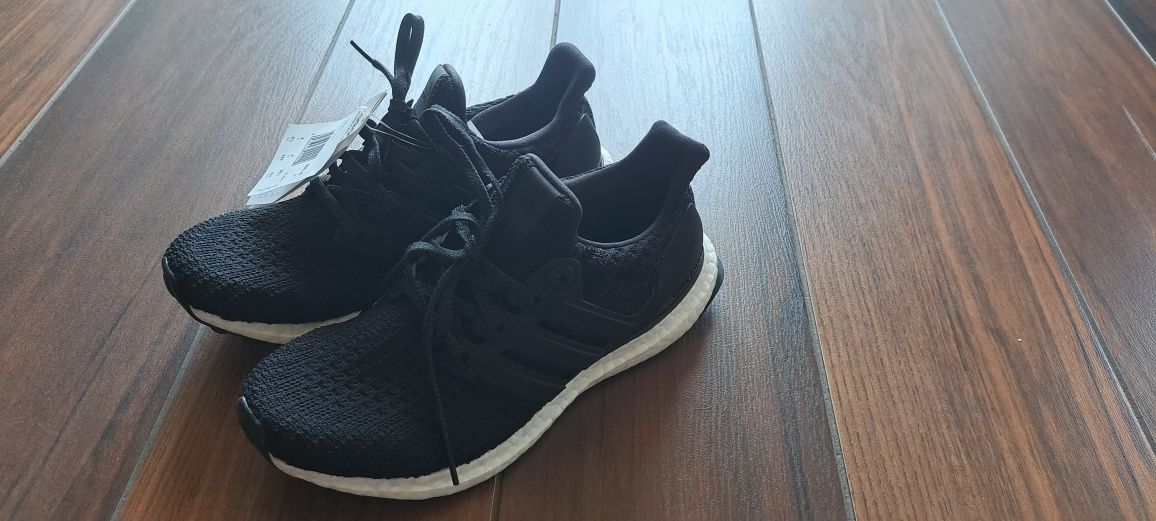 Buty Adidas Ultra Boost 36 2/3 nowe