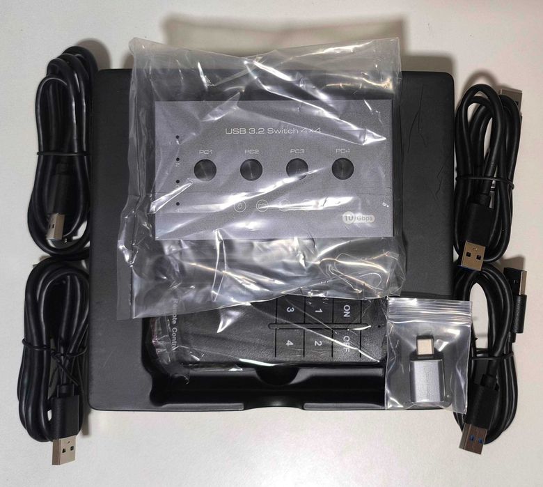 Плата перемикання USB 3.2 Switcher 4x4 10 Гбіт/с SW202E