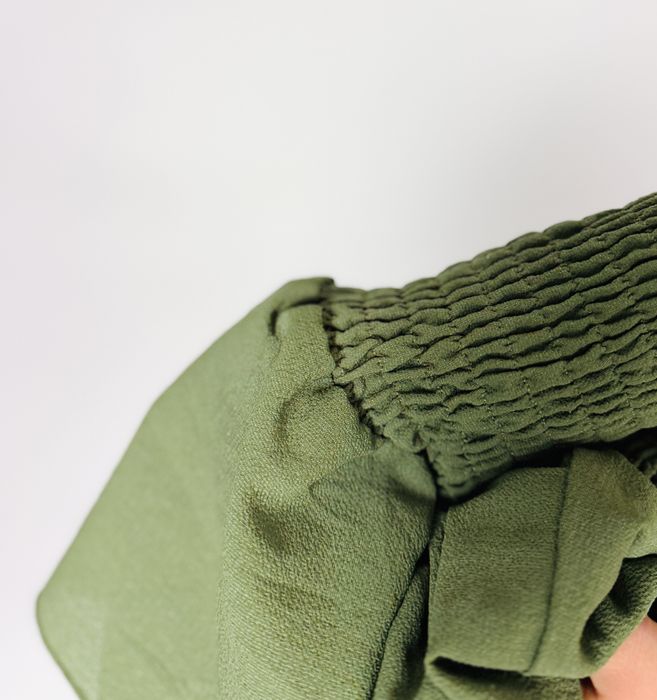 Zielona spódnica z falbanami i gumką M 38