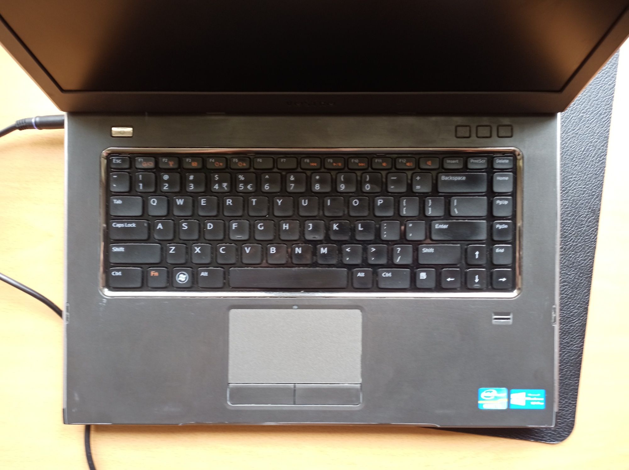 Dell  vostro 3560