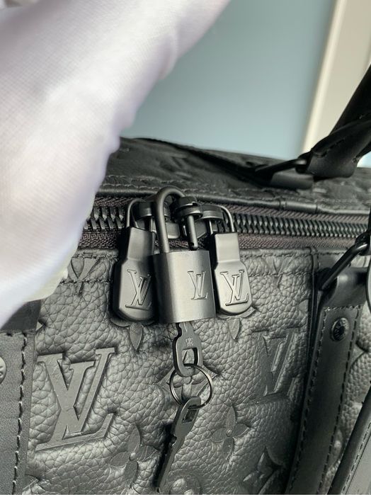 Дорожня сумка Louis Vuitton Keepall 50 чорна чоловіча жіноча спортивна