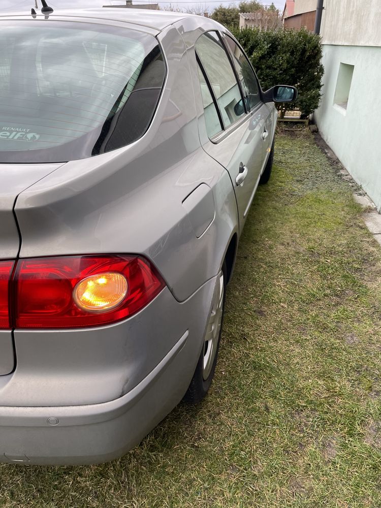 Renault Laguna 2 ph 2 2.0 Dci 150KM