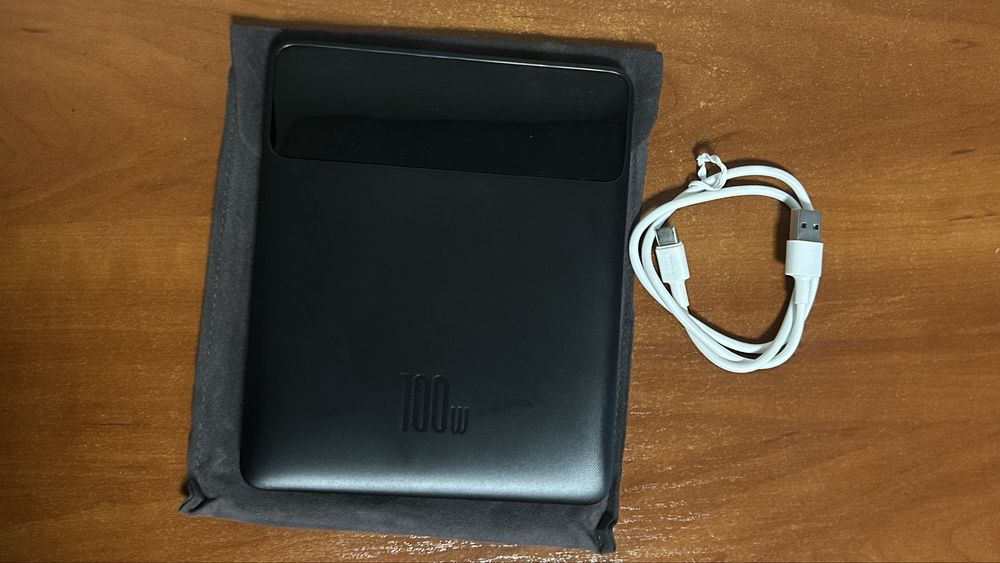 УМБ baseus blade Hd digital display 20000 100W