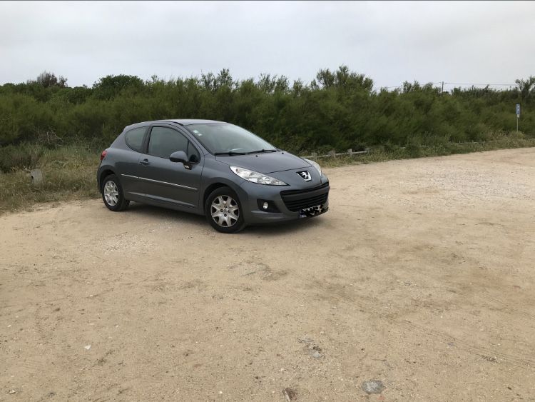 Peugeot 207 hdi 1.4 comercial