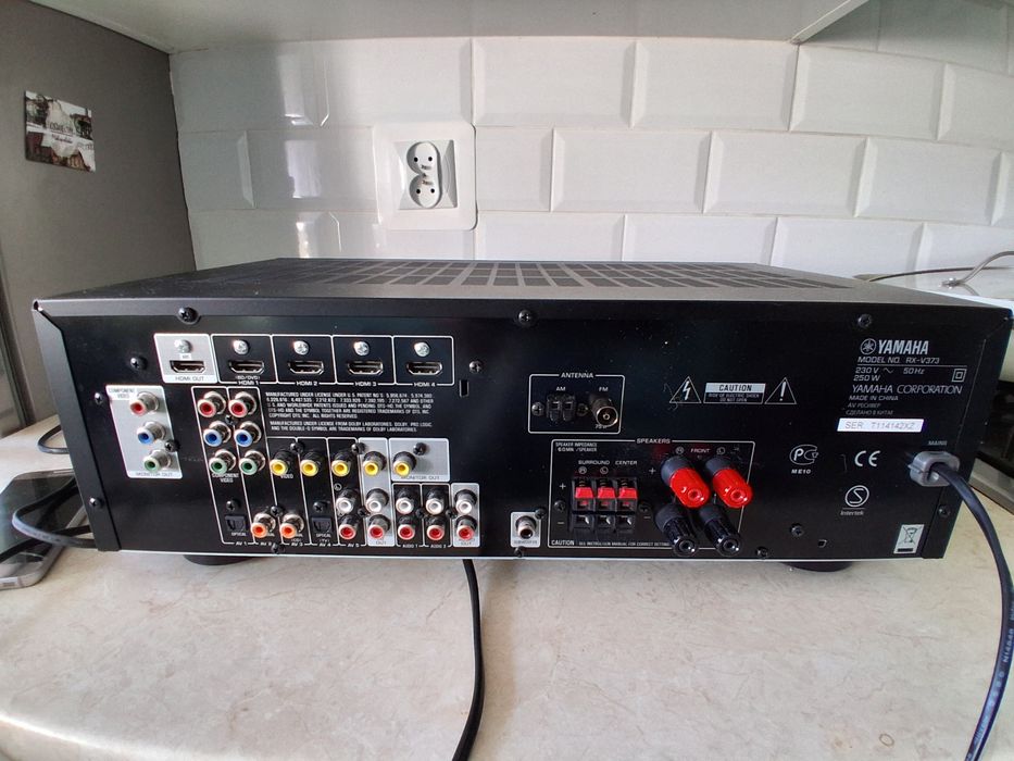 YAMAHA natural sound AV receiver RX-V373