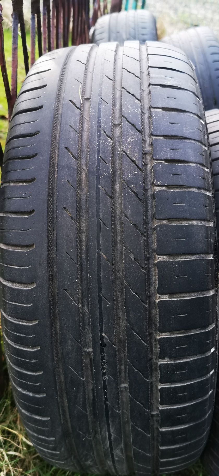 Felgi z oponami Nokian Tyres R16