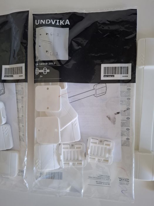 IKEA UNDVIKA  Fecho/proteção de Segurança porta/gavetas
UNDVIKA
Fecho