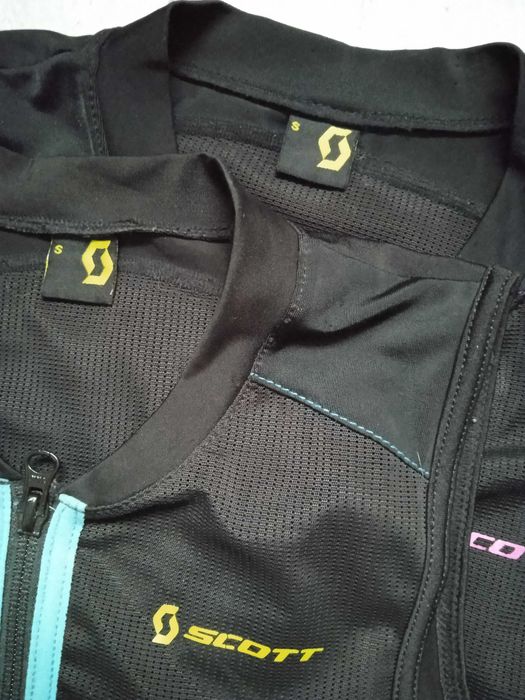 Scott захист спини дитячий р-р S на 9-11 років 140-155 см