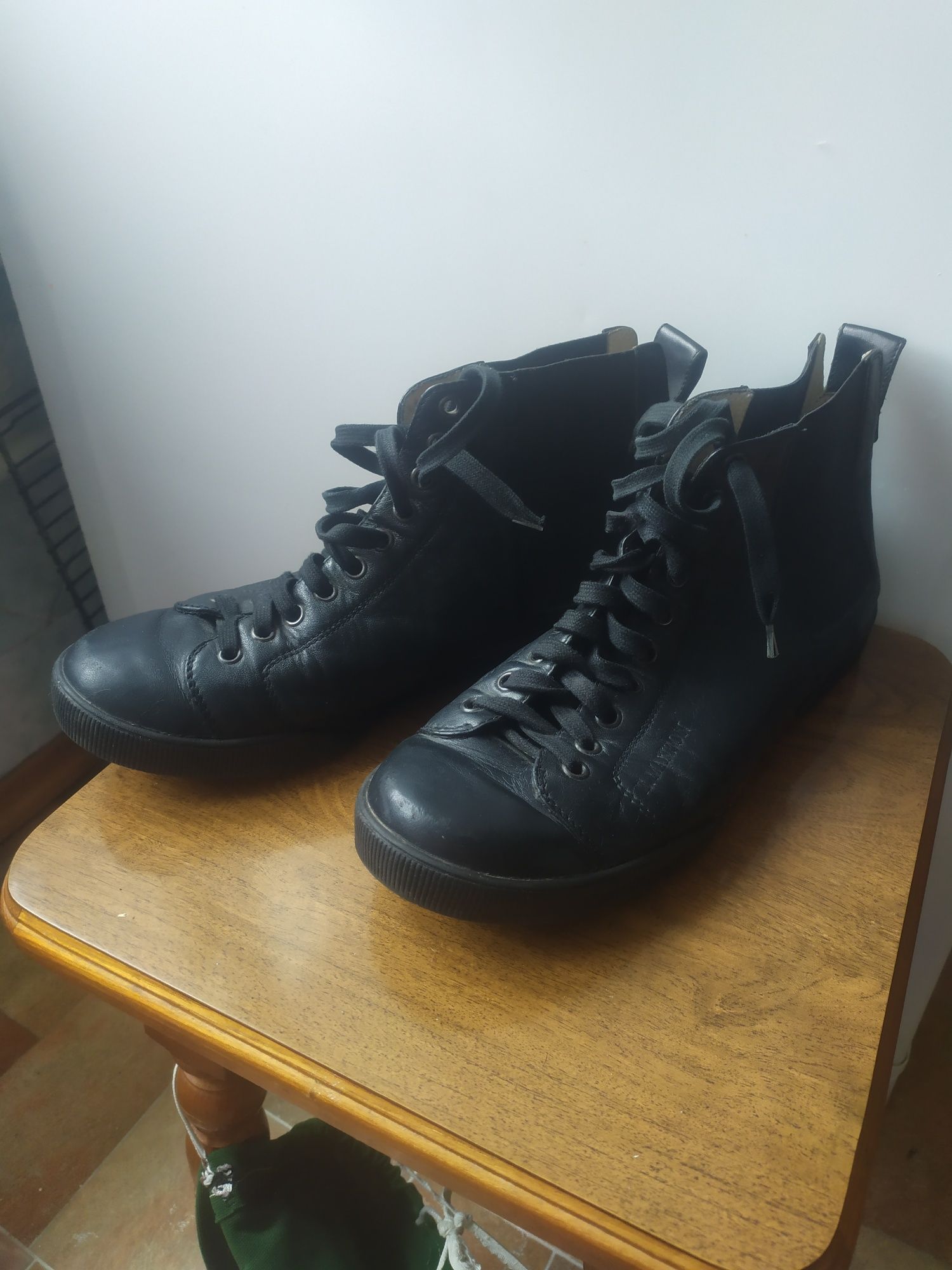 Ботинки туфли кроссовки -Manson