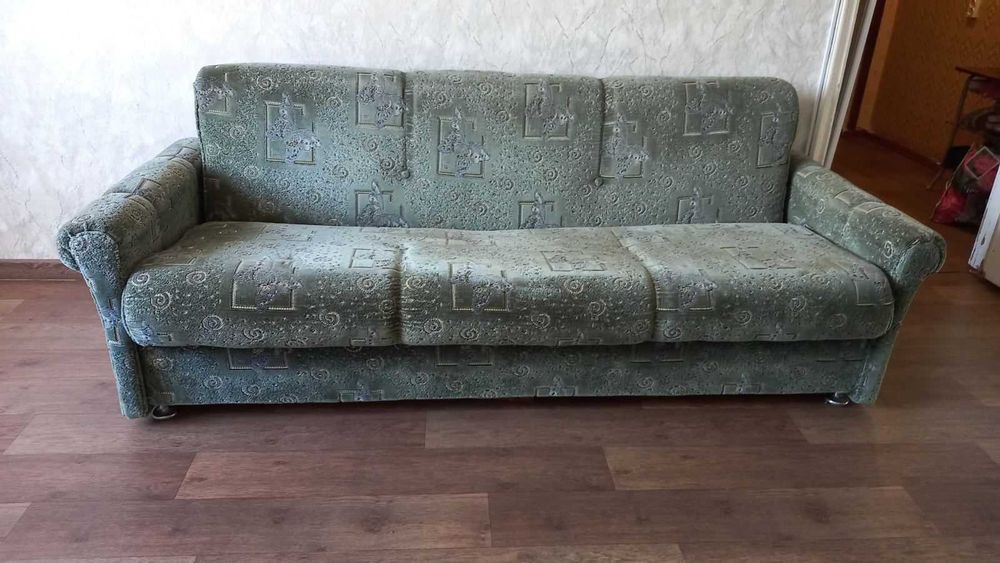 М`який куточок (диван та крісла)