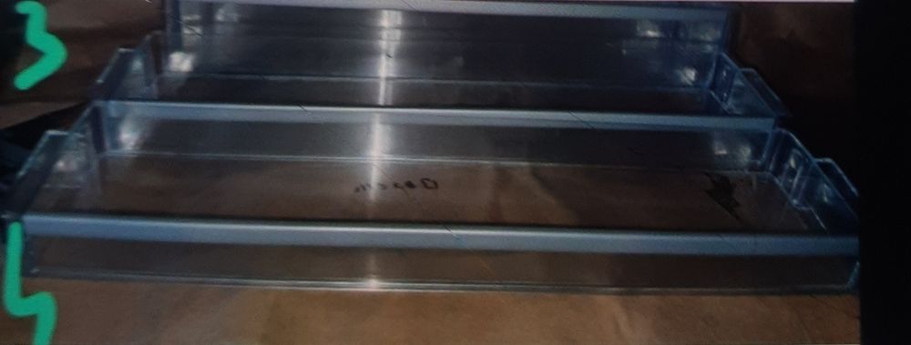 Boczna półka balkonik do lodówki Bosch