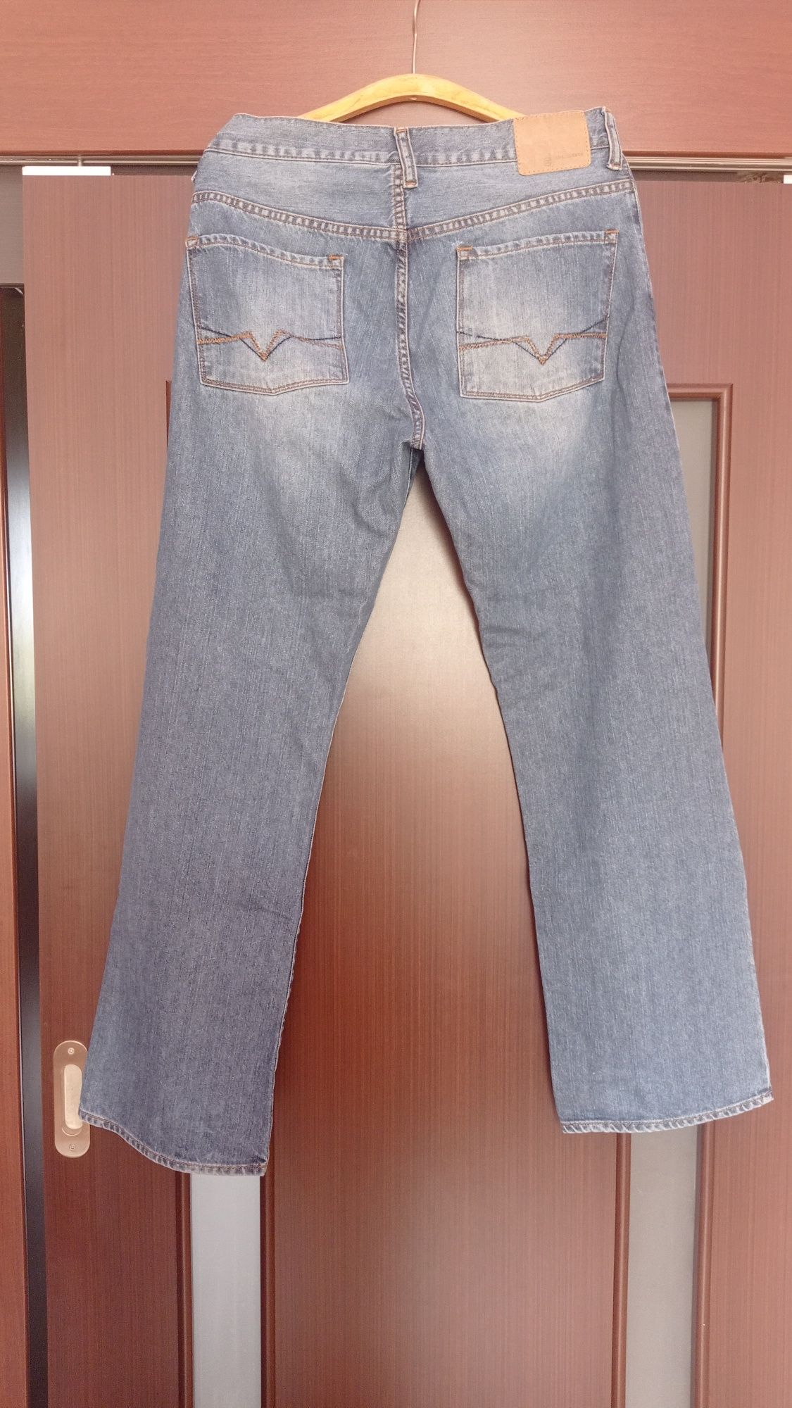 Джинси чоловічі Guess(R)32р