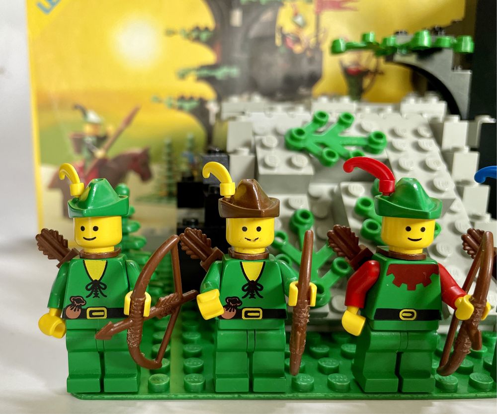 Zestaw Lego 6066 Castle Forestmen: Camouflage Outpost