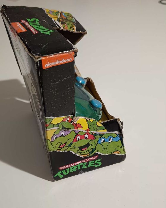 Wojownicze Żółwie Ninja Samochodzik zdalnie sterowany Leonardo.