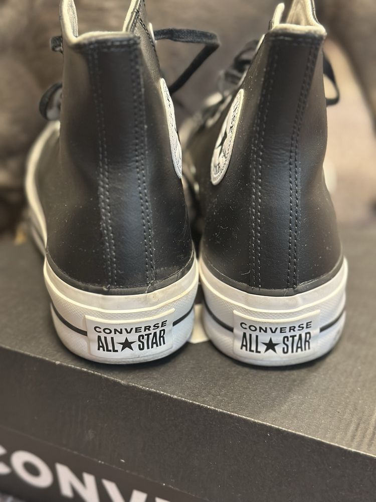 Кожаные кеды converse