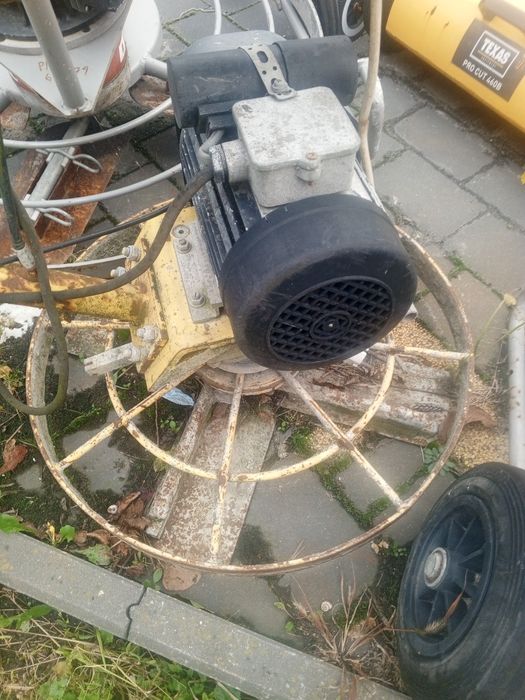 Zacieraczka do betonu duży wybór spalinowe elektryczne 90cm