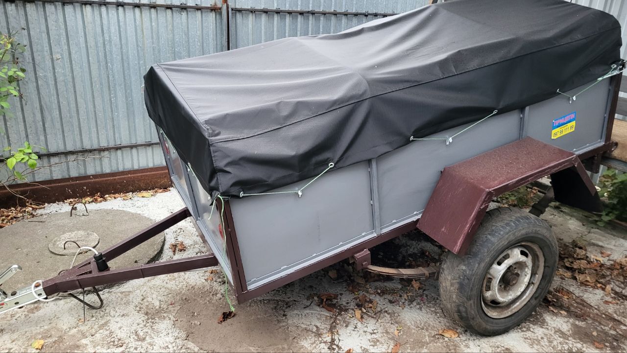 Прицепи легкові  для автомобілів