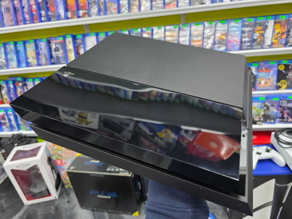 NA BOGATO Konsola PS4 500GB Gogle VR 2x Move Kamera 4 gry VR Gwar 6