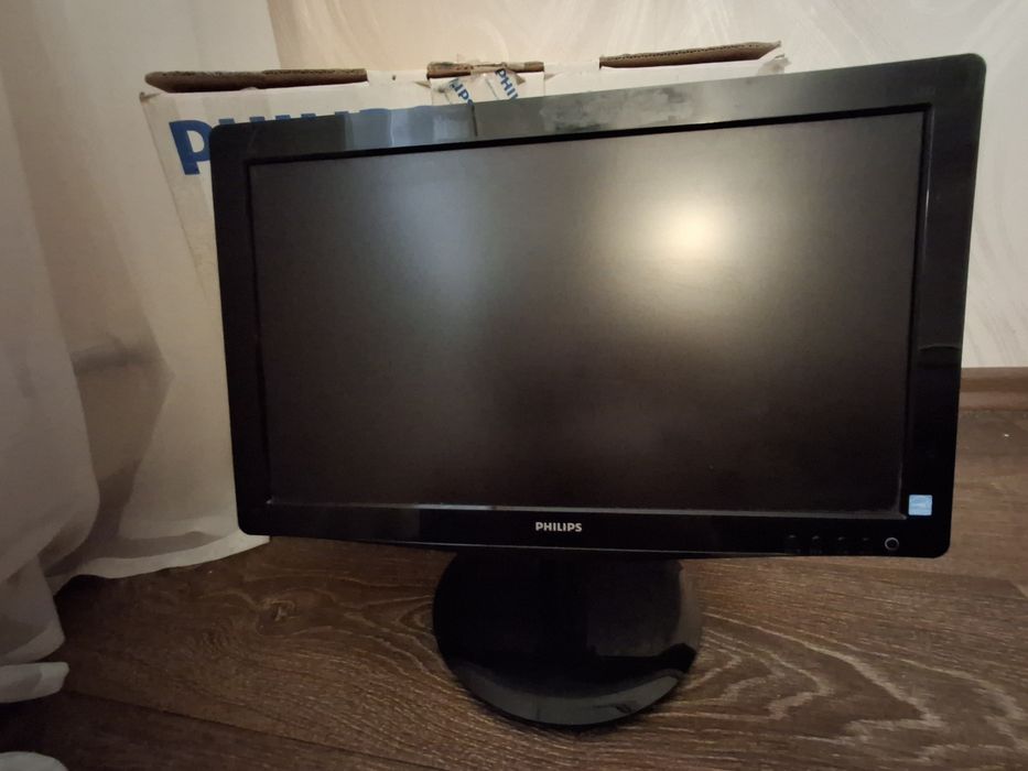Монітор Philips 47 см діагональ в чудовому стані
