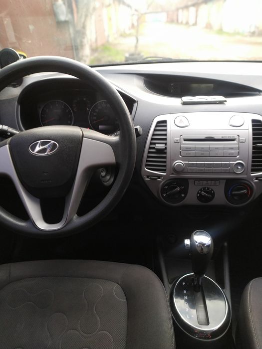 Продам машину Hyundai I20