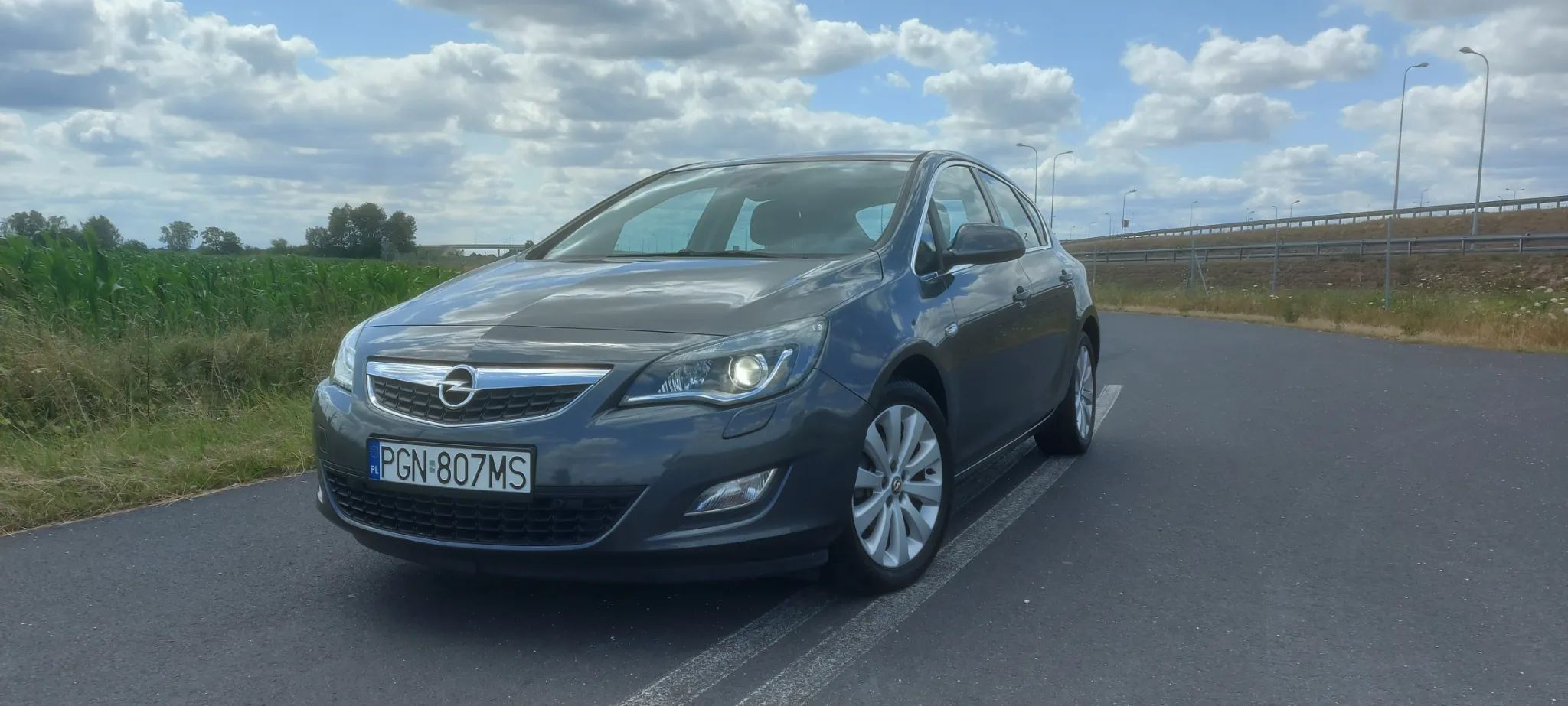 Opel Astra 1.6 benzyna 115 KM Cosmo! sprowadzona z Niemiec! Zarejestrowana!