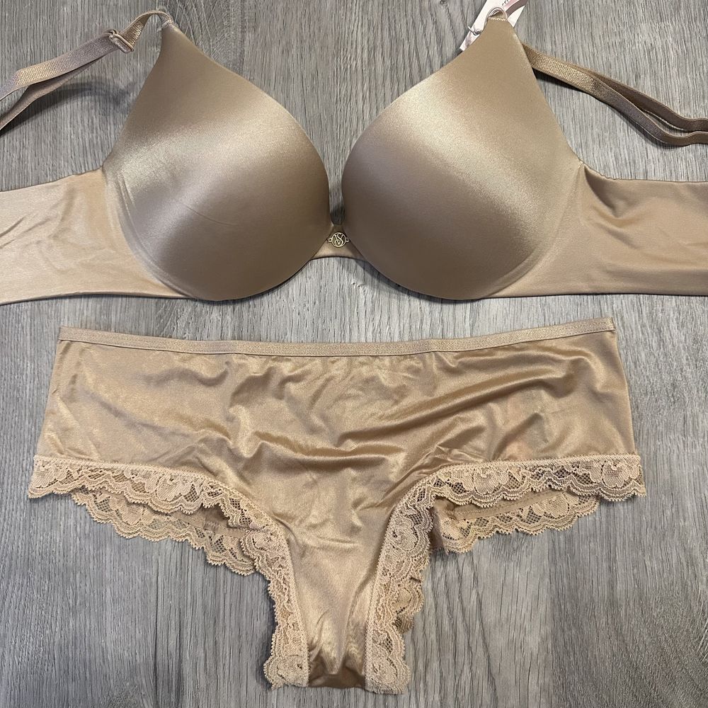 Комплект білизни Victorias secret 75б вікторія сікрет виктория сикрет