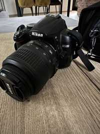 Aparat cyfrowy Nikon D5000.  , obiektyw, torba, ładowarka