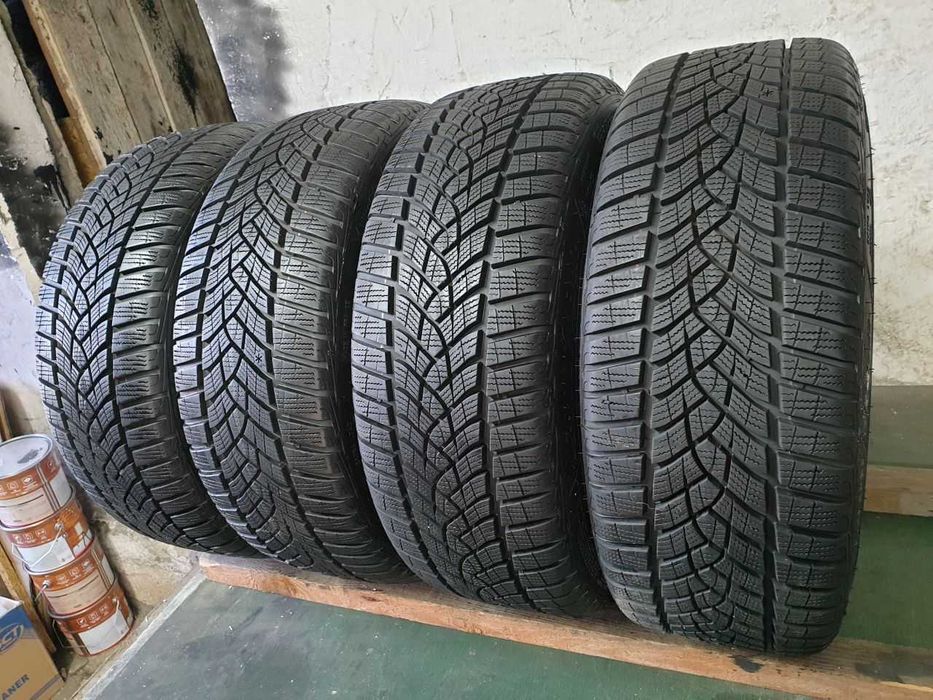 Cztery Opony zimowe 195/45R16 Goodyear UltraGrip Performance+ 8,7mm
