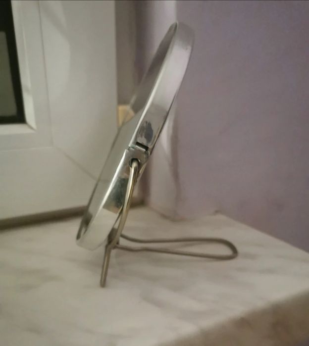 Lusterko stojące/z rączka