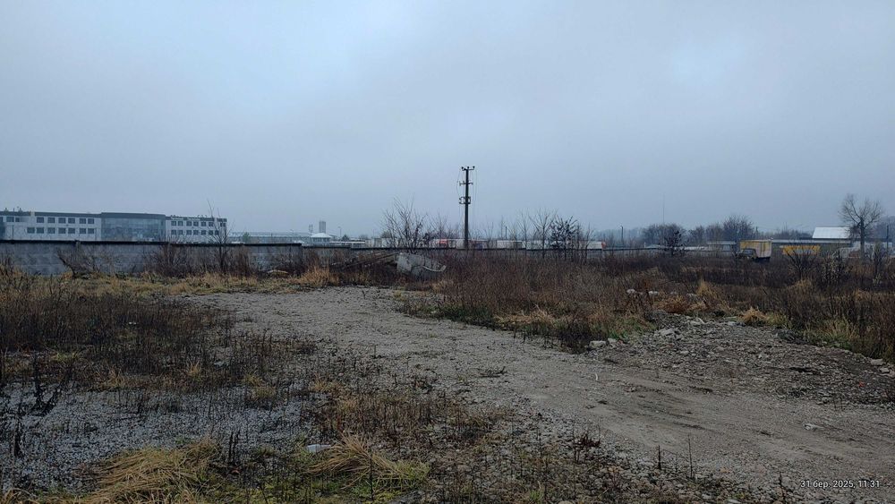 Киев 7км Участок7 сот Суперфасад на дорогу Крюковщина Под Коммерцию