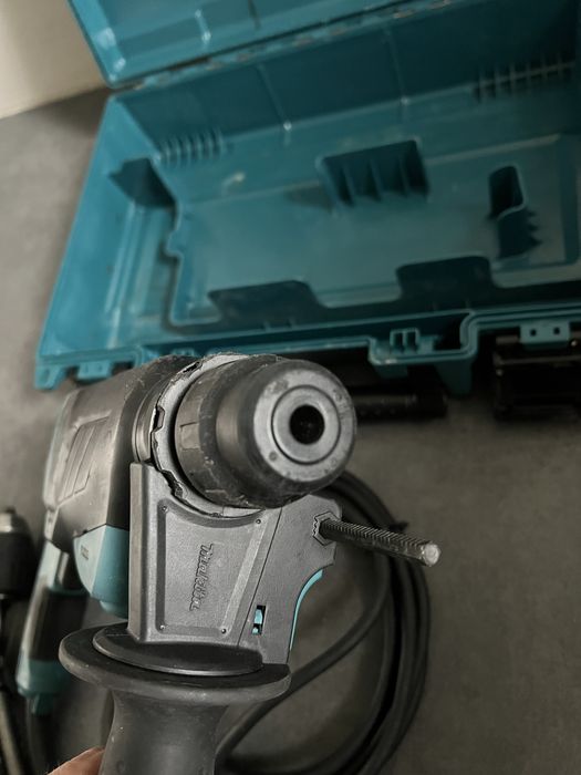 Мережевий перфоратор Makita HR 2630