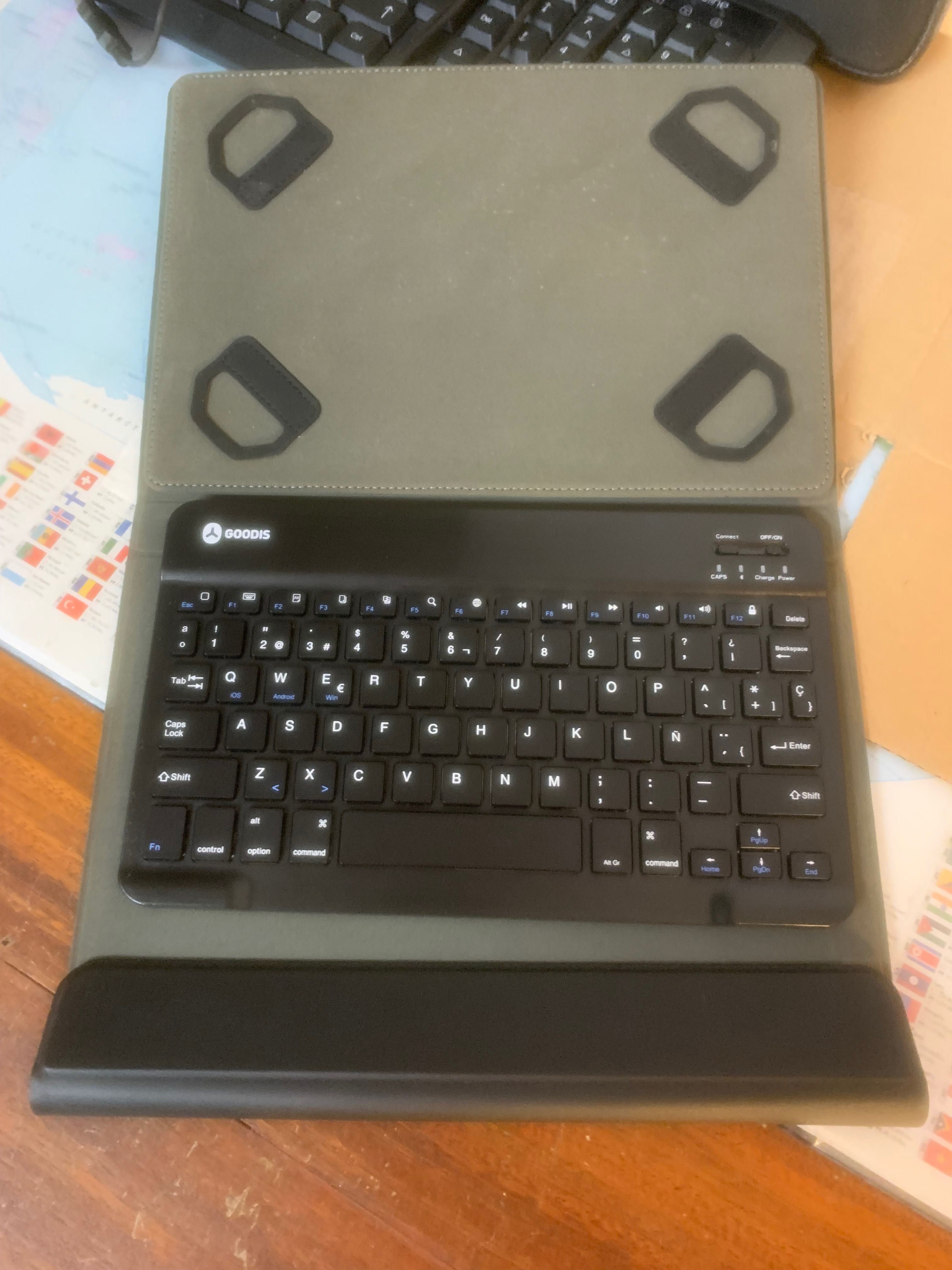 Teclado e capa tablet