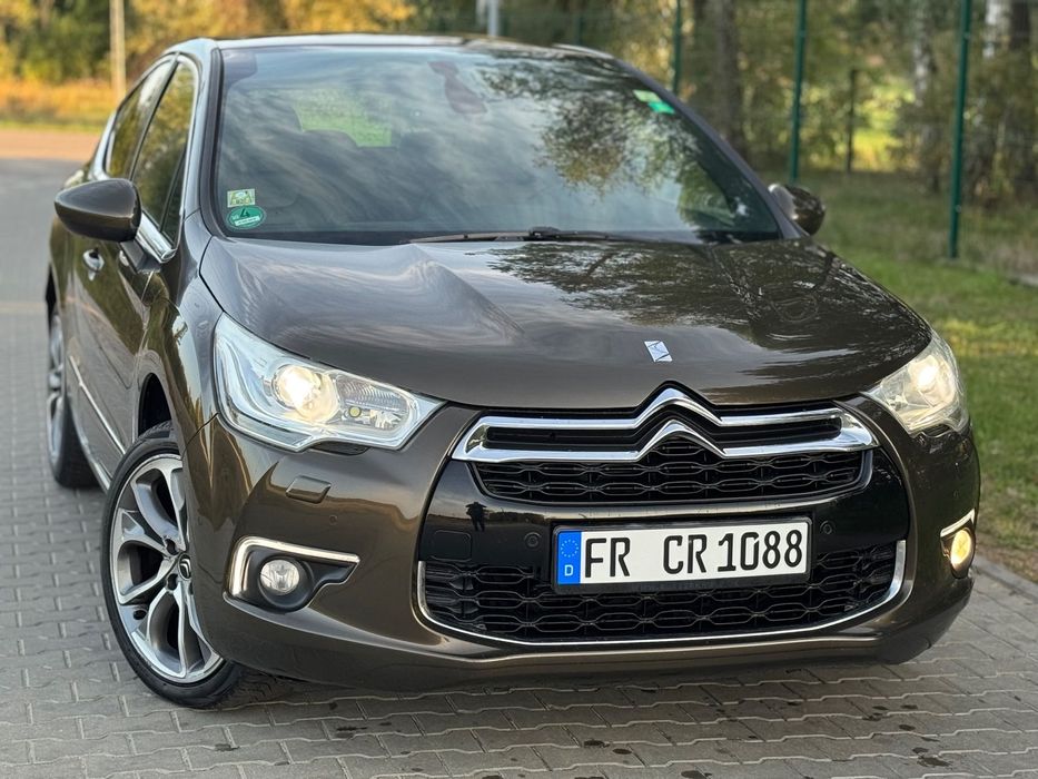 Citroën DS4 Citroën DS4 2.0 HDI 163 KM SportChicBLISAsystent pasaNAVI Alu18”masaże
