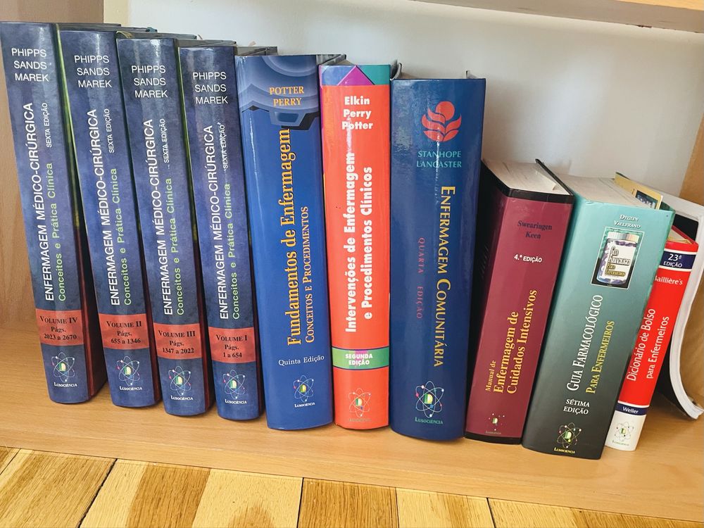 Conjunto Livros de Enfermagem *bem conservados*