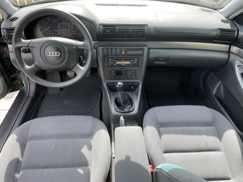 Audi A4 1.9  TDi 110km  Wzorowa Klimatronik