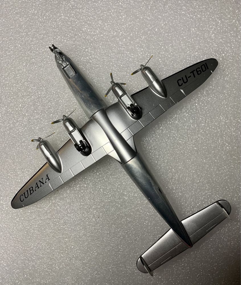 Lockeed L-1049 G Super Constellation Cubana airlines 1:200