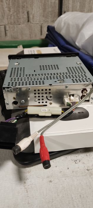 Продам автомагнитолу clarion