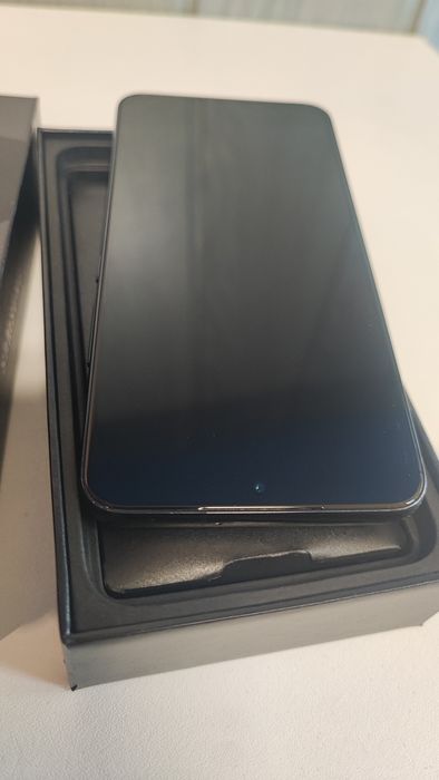 Samsung S22 jak Nowy stan,bez żadnej ryski, komplet 128Gb/8Gb