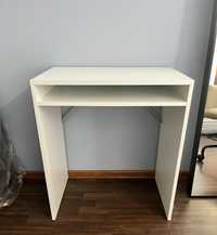 Małe biurko białe