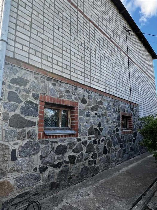 Будинок у селі Мачухи